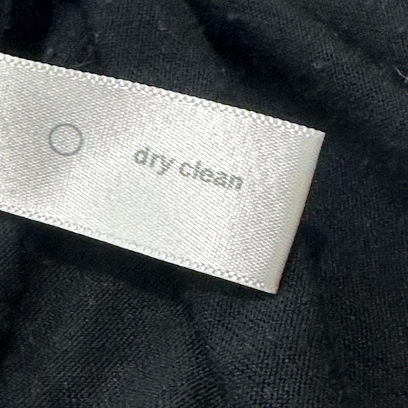 Three Dots tank with sheer stripe down the back - Picture 6 of 6